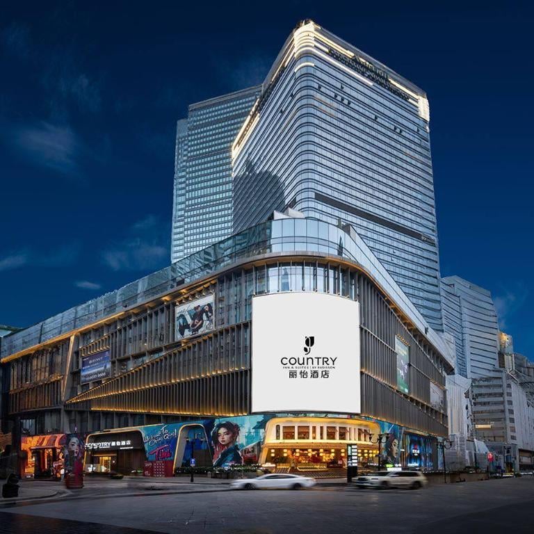 Country Inn & Suites by Radisson Chongqing Jiefangbei Hongya Cave