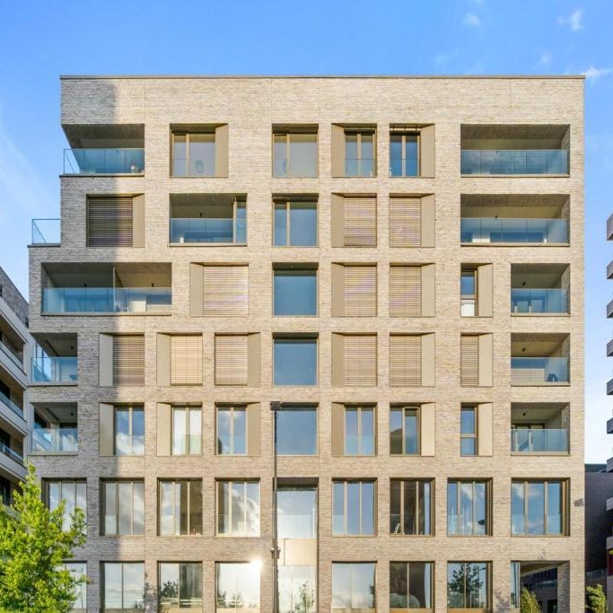 Modern 2-Bed Apt with Balcony in Serene Sanem Thumbnail