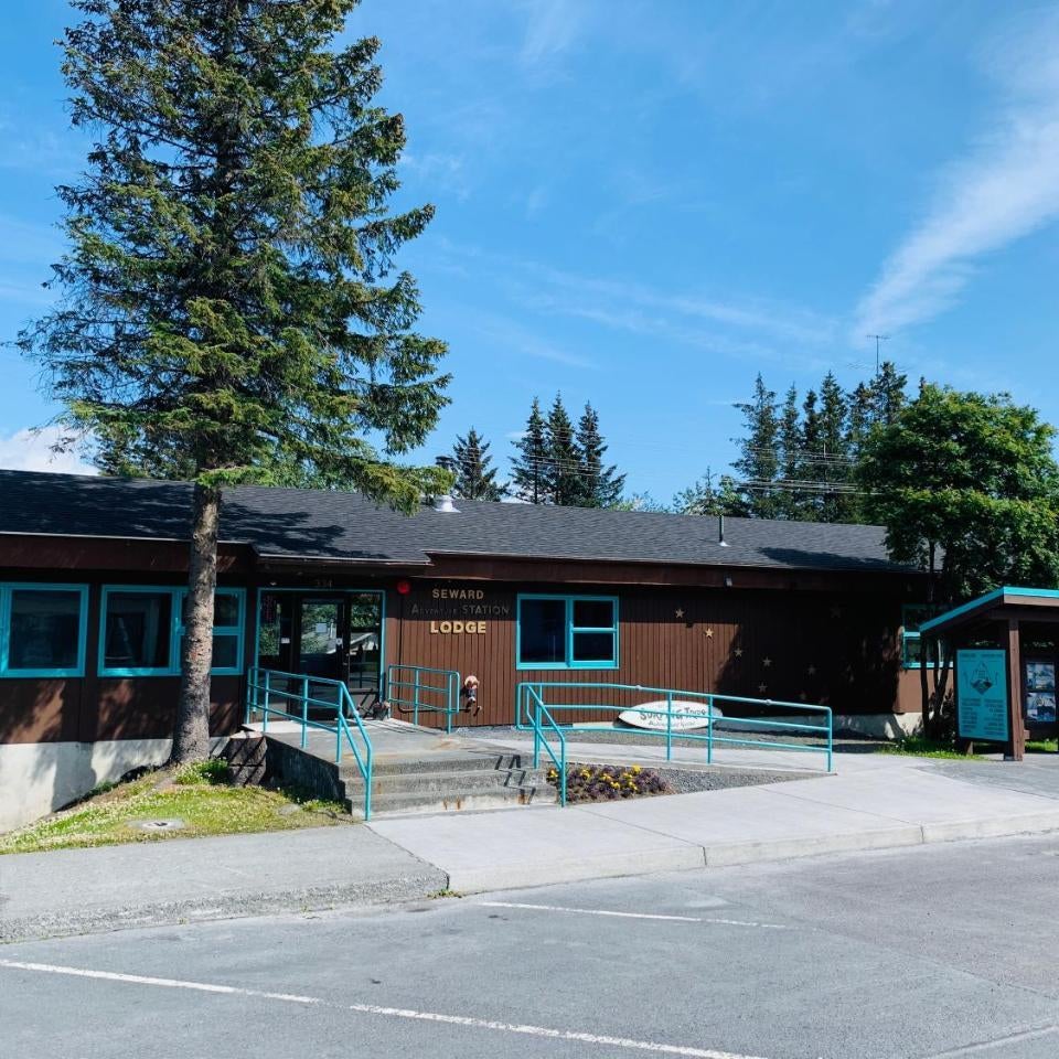 Seward Adventure Lodge