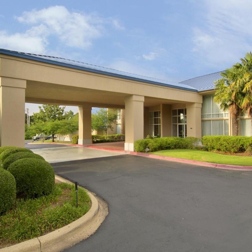 Economy Inn & Suites Thumbnail