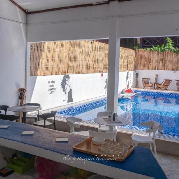 Little Friendly House With Pool Thumbnail