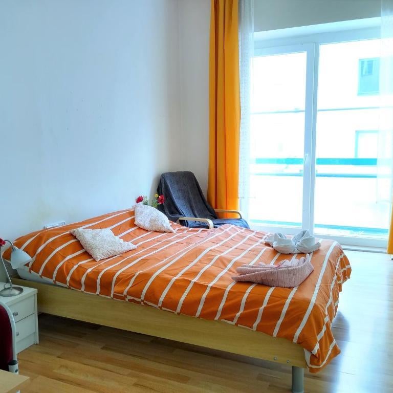 Rooms in the Center of Old Town Thumbnail