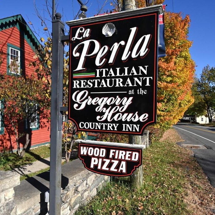 La Perla Restaurant & Country Inn Thumbnail