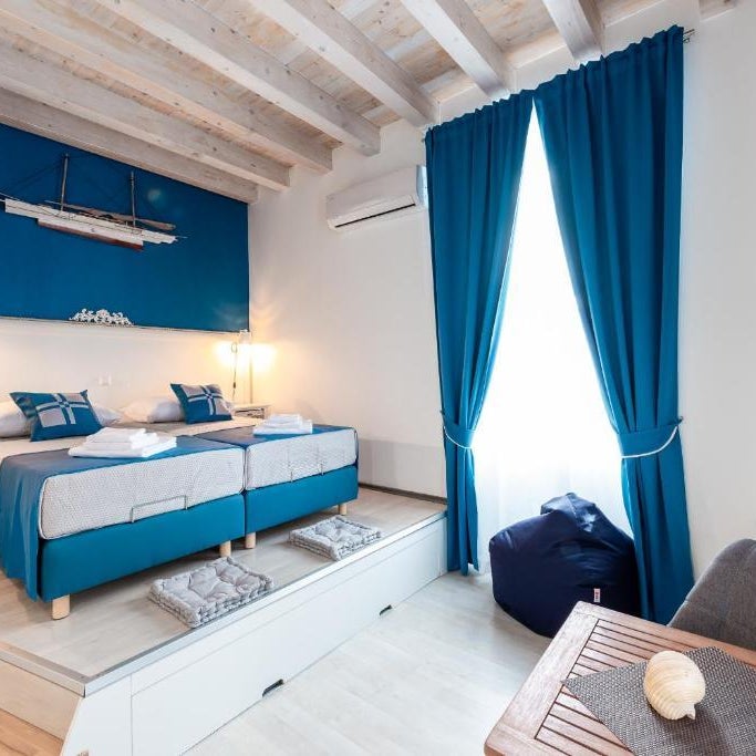 Nautica Room North - Old Town
