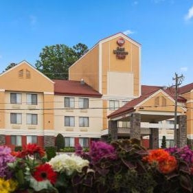 Best Western Plus Huntersville Inn & Suites Near Lake Norman Thumbnail