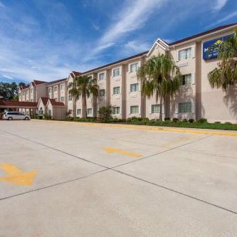 Microtel Inn & Suites By Wyndham Lady Lake/The Villages Thumbnail