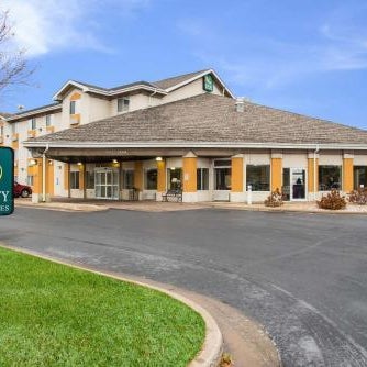 Quality Inn & Suites Menomonie Thumbnail