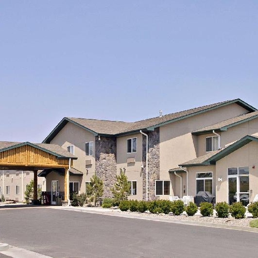 Super 8 by Wyndham Wheatland Wyoming Thumbnail