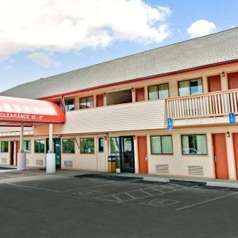 Days Inn by Wyndham Independence Thumbnail