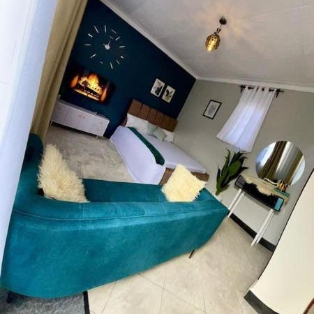 Cozy private Studio Apartment Thumbnail