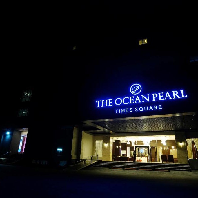 The Ocean Pearl- Times Square 