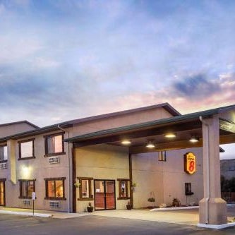 Super 8 by Wyndham Kremmling Thumbnail