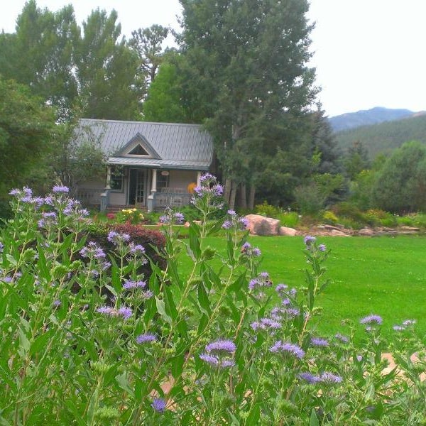 Apple Orchard Inn Thumbnail