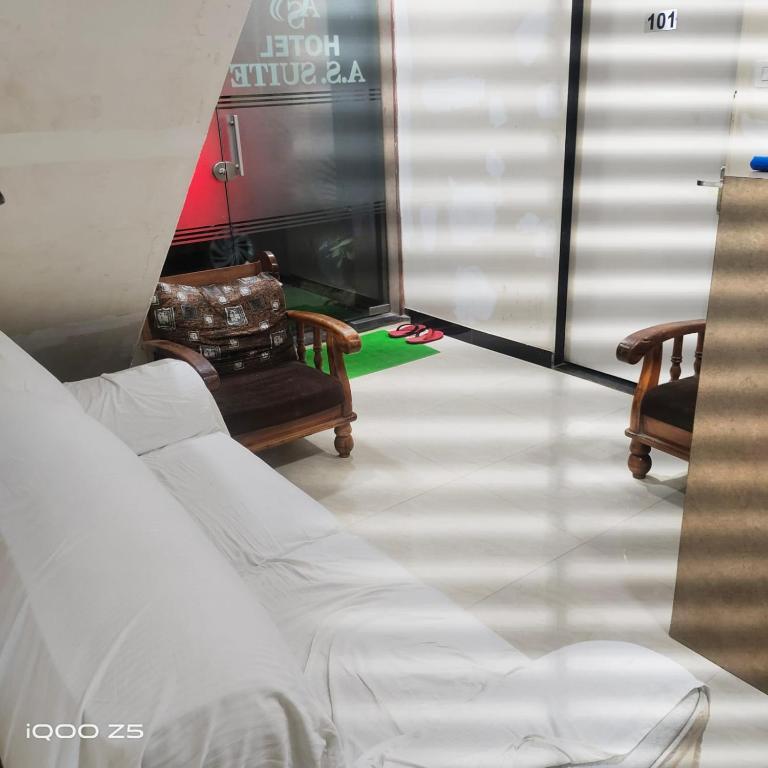 as suite guest huseT2 Thumbnail