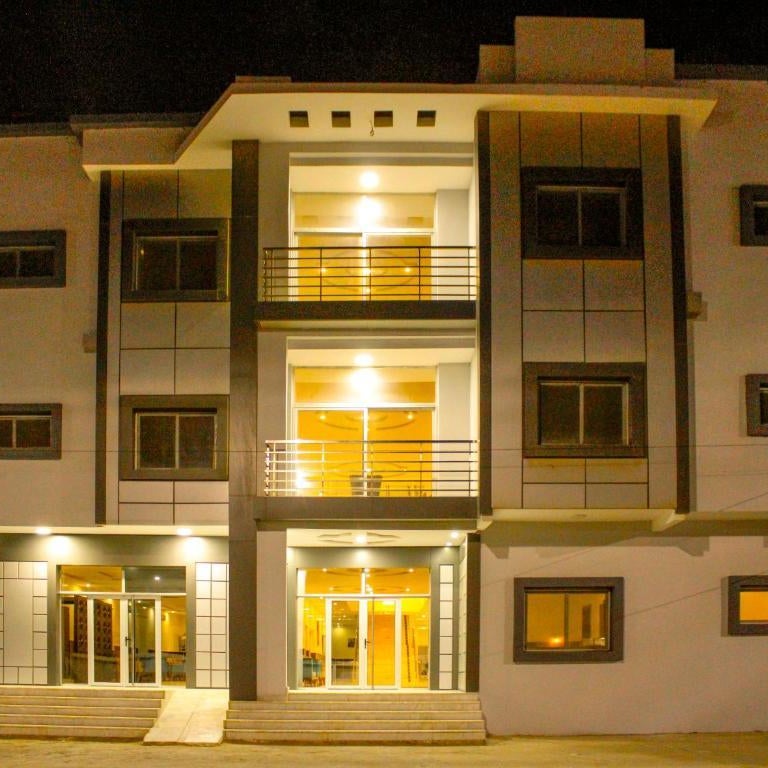 Urban Hotel Suites