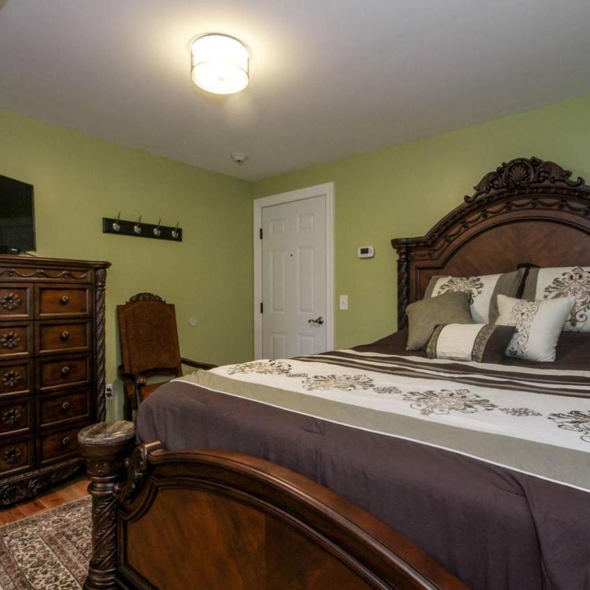 Cold Spring Hotel Thumbnail