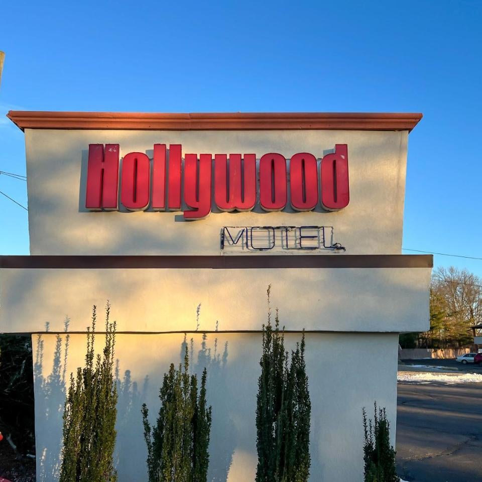 Hollywood Motel Thumbnail