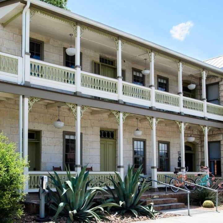 Hotel Giles Thumbnail