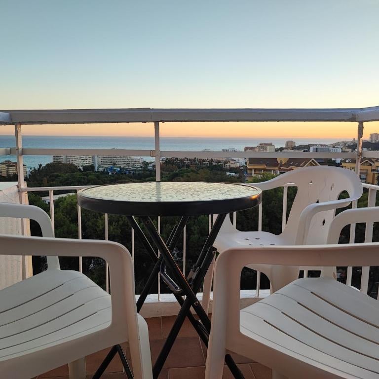 Hercules Paradise 531 - Mediterranean Sea View Terrace - Resort Pools & Gardens - 10 Min Beach - Central Benalmadena - Train to Airport & Malaga - Fast Private WiFi - Remote Work and FireTV ready