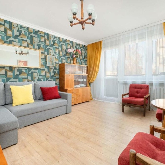 Wyjątkowy Apartament w Stylu Vintage z Balkonem by Noclegi Renters
