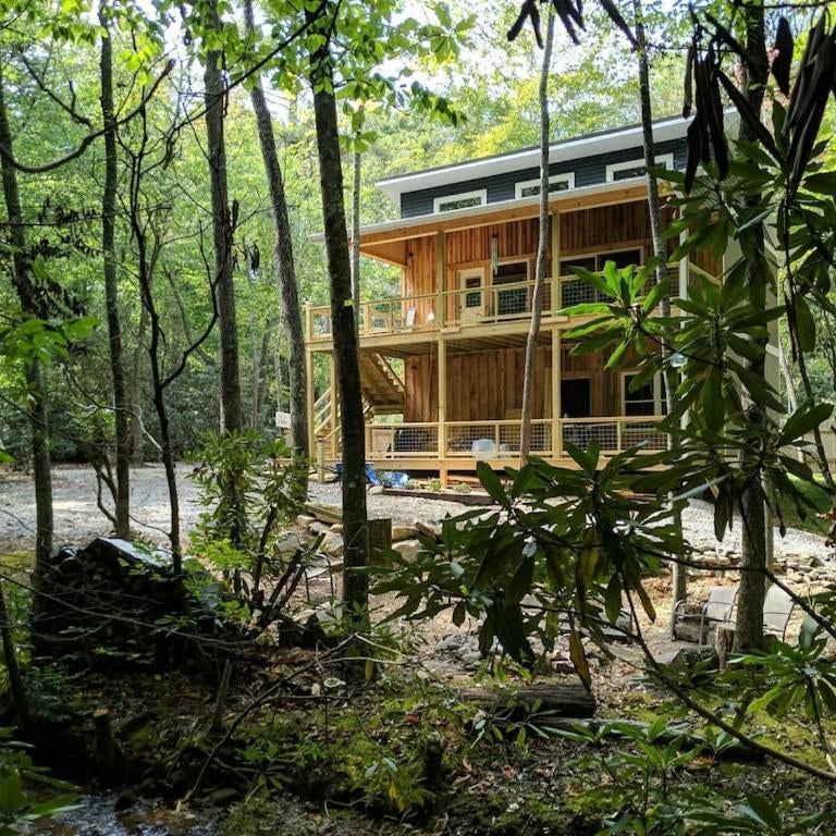 Beech Creek Cabin, lower unit, Black Mountain Thumbnail