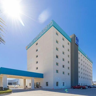 Hotel Aeropuerto Los Cabos Thumbnail