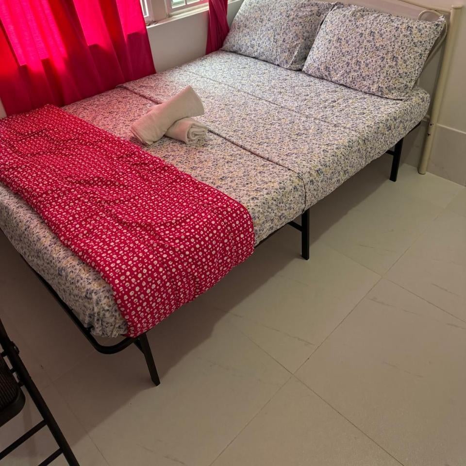586 Hotel