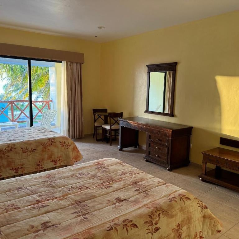 Hotel Manglares Celestun Thumbnail