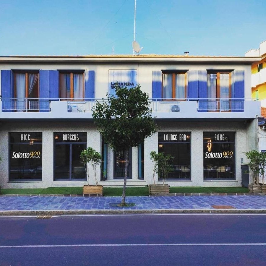 SALOTTO "900Strati"
