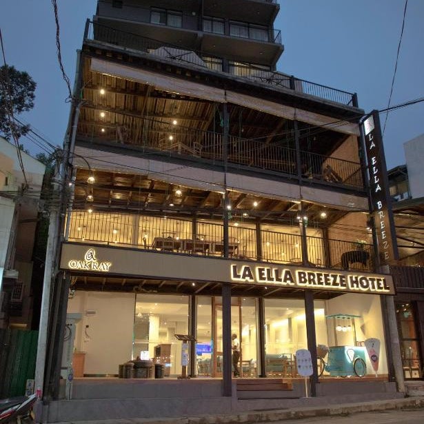 Oak Ray La Ella Breeze Thumbnail