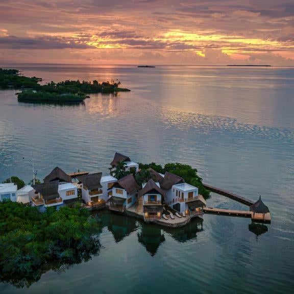Islawa Soy Local - Isla Privada