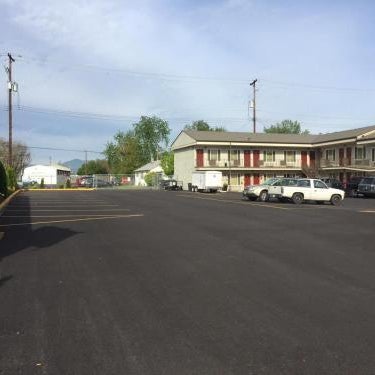 Pine Tree inn Thumbnail