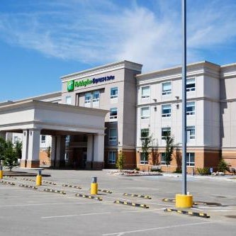 Chateau Inn & Suites Bonnyville Thumbnail