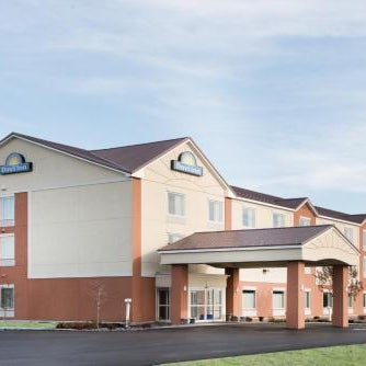 Days Inn by Wyndham Watertown Fort Drum Thumbnail