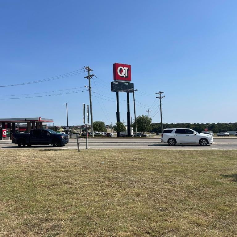 Quest Inn Weatherford Thumbnail