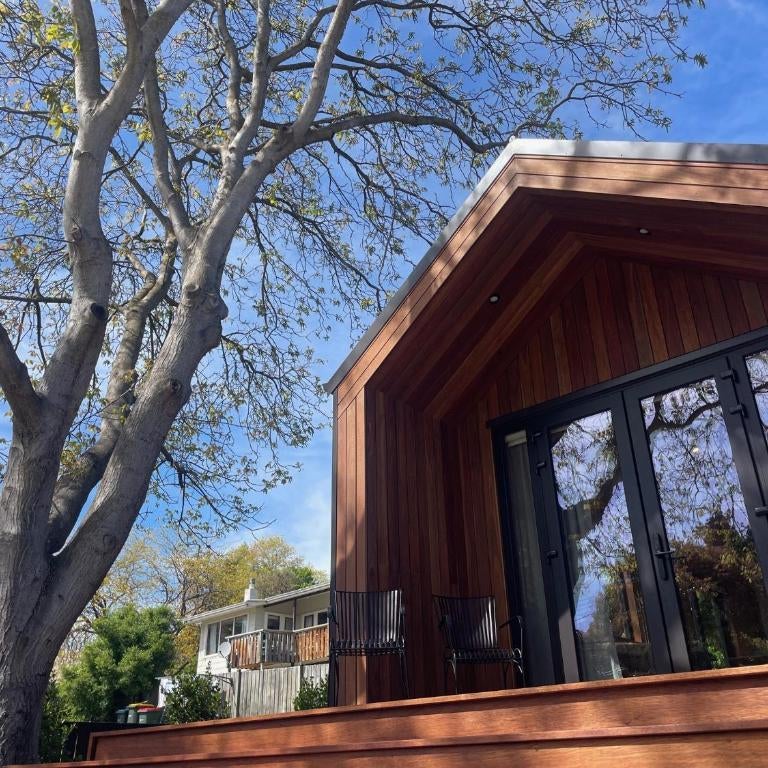 Walnut on Russell Thumbnail