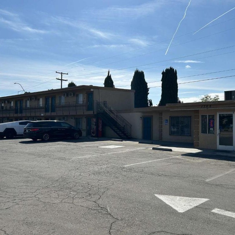 Motel 6 Selma, CA Thumbnail