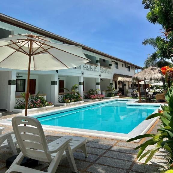 Alona Garden Suites
