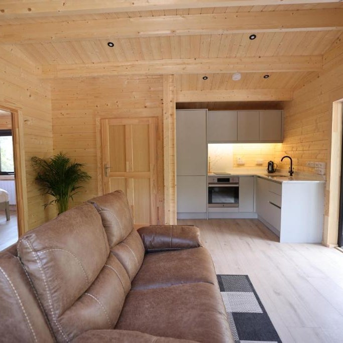 KillarneyCabins IE, Stunning Timber Accommodation for Adults Thumbnail