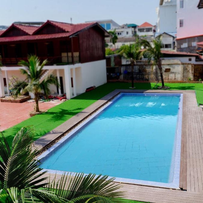 Peaceful Hotel
