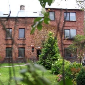 Seven Sisters Apartments with Self Check-In Thumbnail