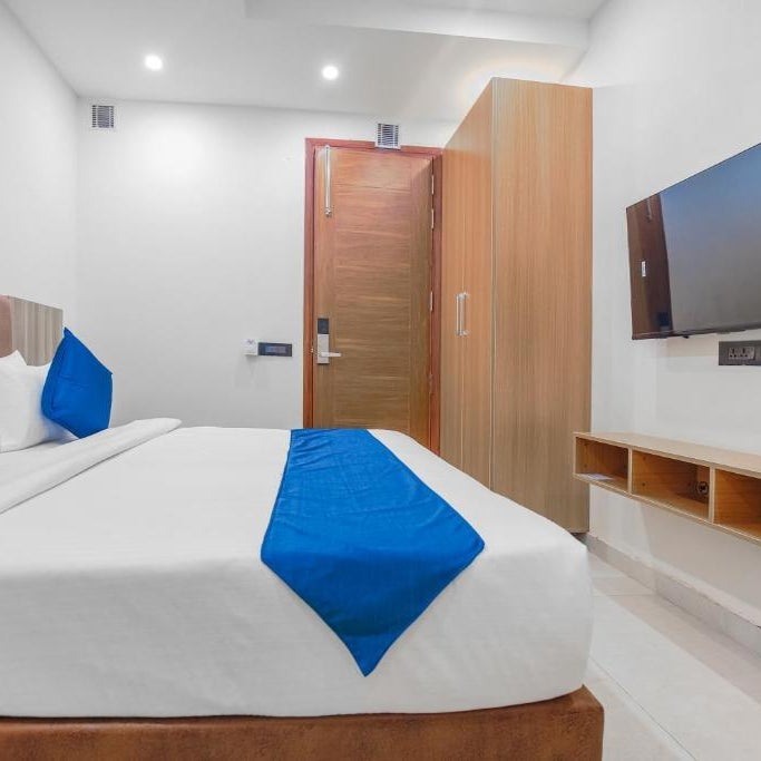 HOTEL SKY VIEW - Zirakpur, Chandigarh