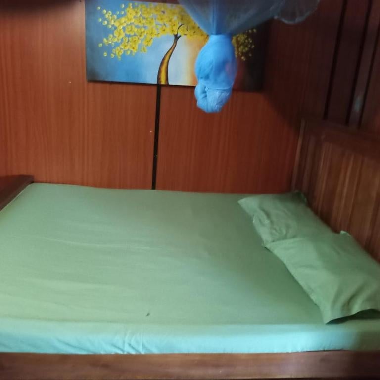 The Beehive Hotel Thumbnail