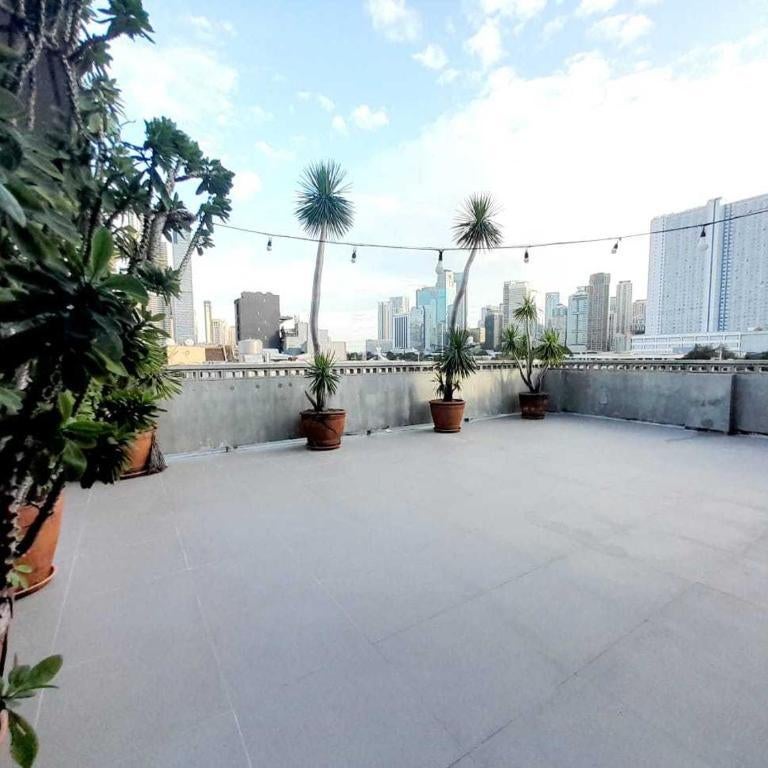Collection O BRBlock Boutique & Residences, Santa Cruz Olympia, Makati Thumbnail