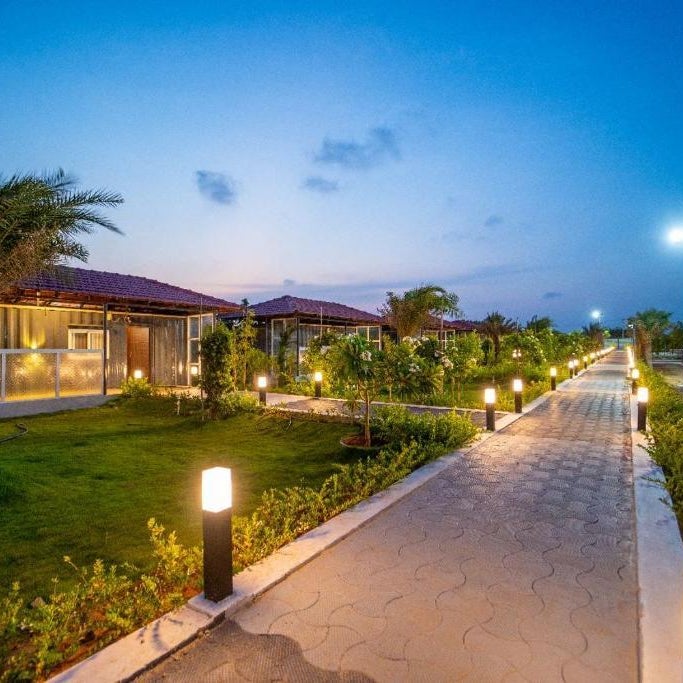 Dusk and Dawn Beach Resort Thumbnail
