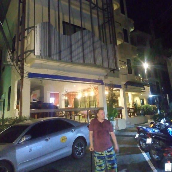 Royal Waves Hotel                                  Thumbnail