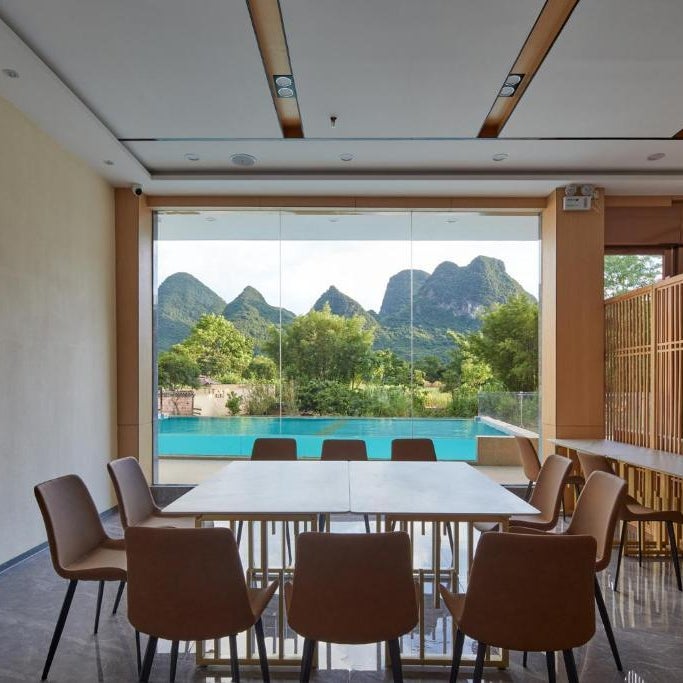 Yangshuo Lakeside Inn