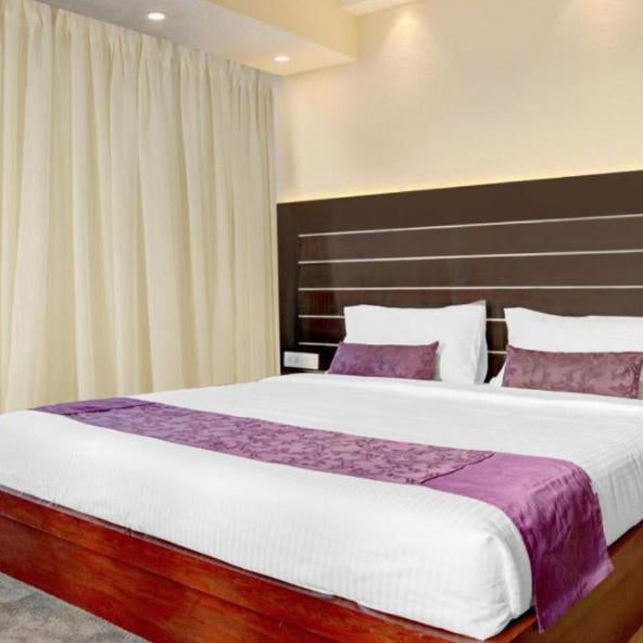 Hotel Lotus Tulip Premium Boutique Hotel- Best Rated Area Near Bus-stand and Railway station Thumbnail