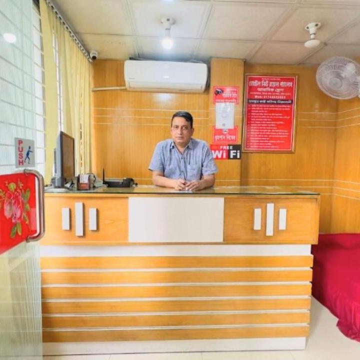 Dhanmondi Lake View Hotel Thumbnail
