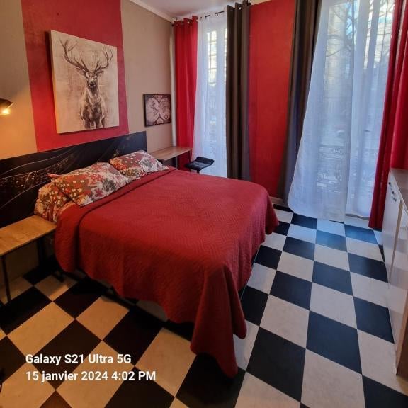 Hôtel des allées Thumbnail